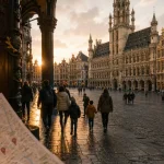 Que faire à Bruxelles lundi de Pâques : vue de la Grand-Place et de l’hôtel de ville