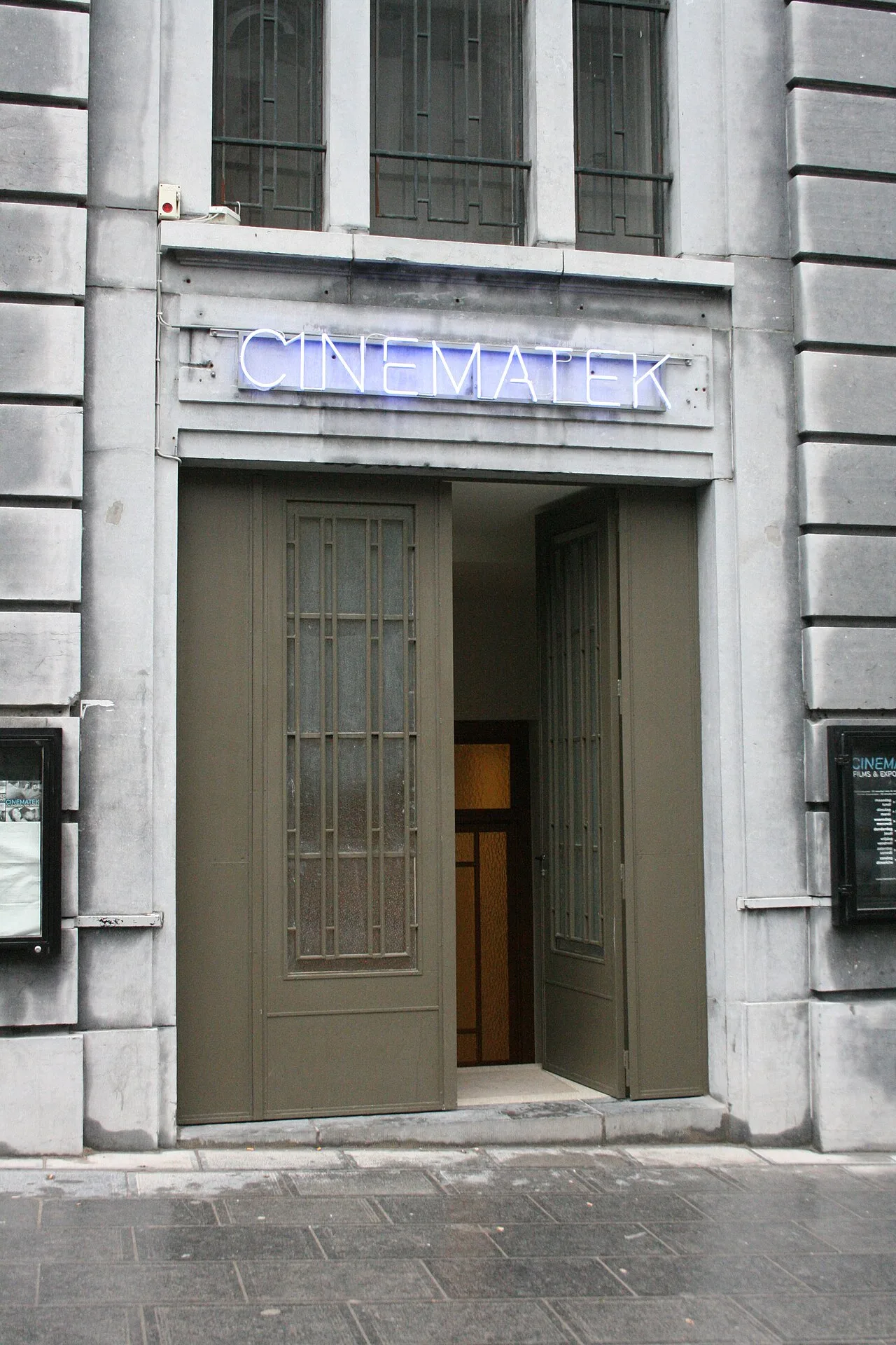 L’entrée de CINEMATEK, rue Baron Horta 9.